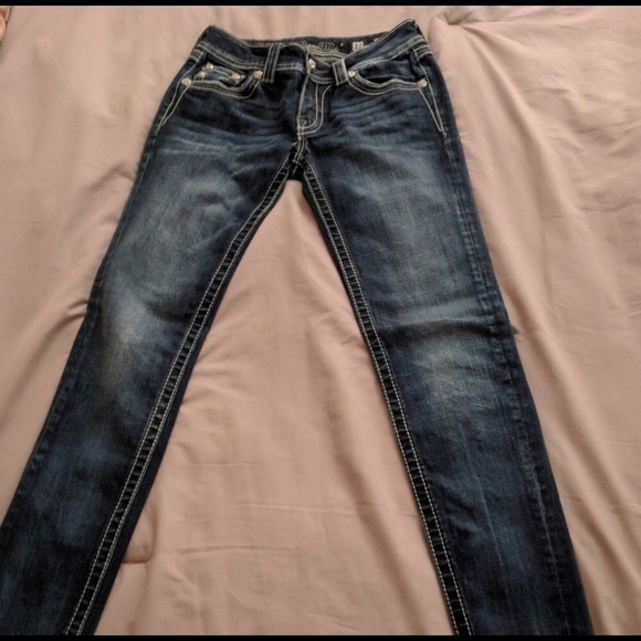 🔴SOLD🔴 Miss Me skinny jeans - Picture 2 of 2